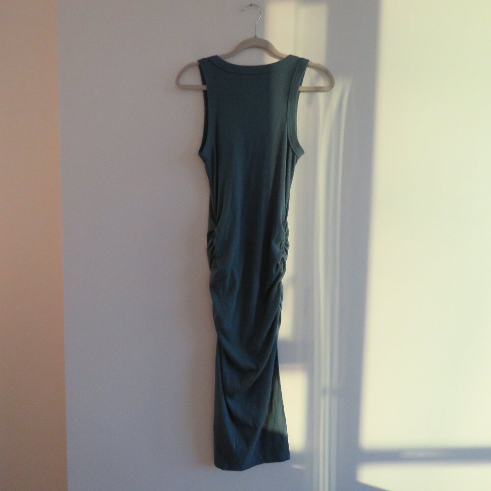 MICHAEL STARS Lucinda Ultra Rib Ribbed Bodycon Ruched Midi Dress Pebble Medium - Picture 8 of 13